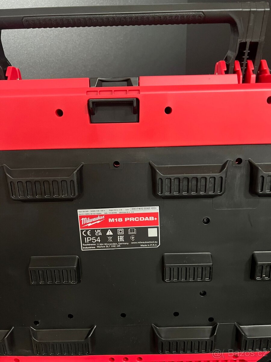 Milwaukee M18 PRCDAB+ – rádio / nabíječka (DAB+, Bluetooth) - 2