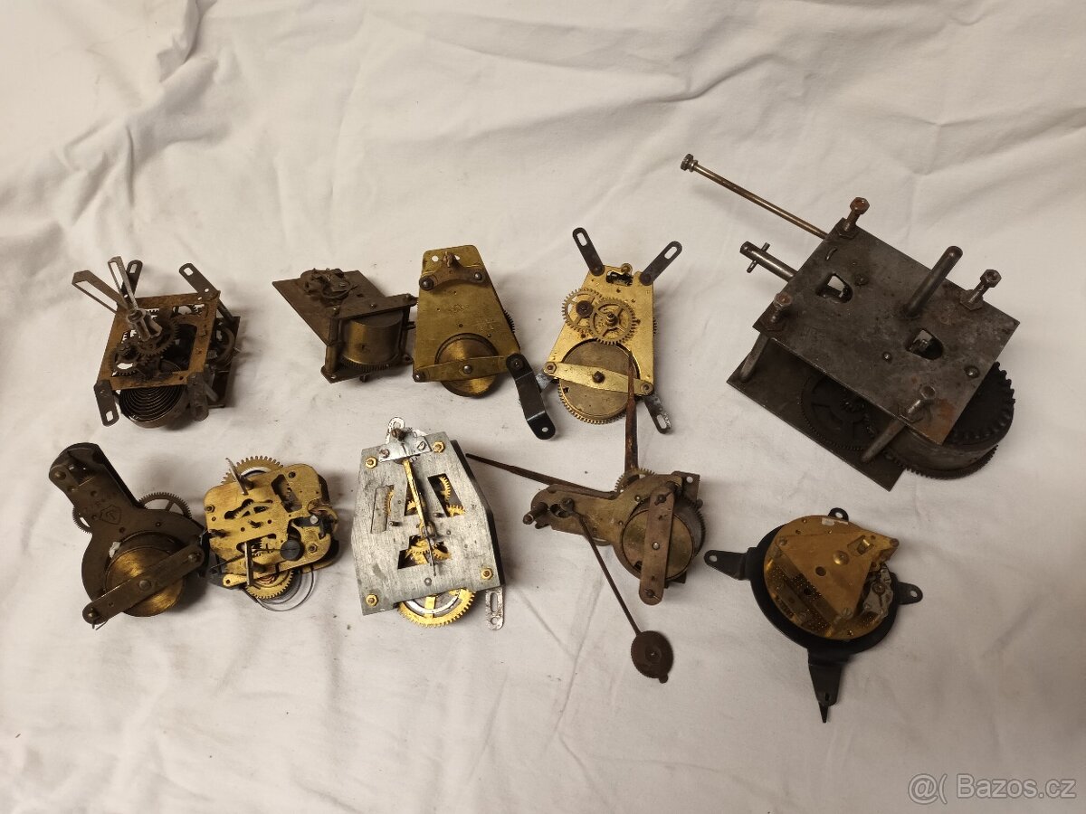 22 ks strojků do hodin - 2