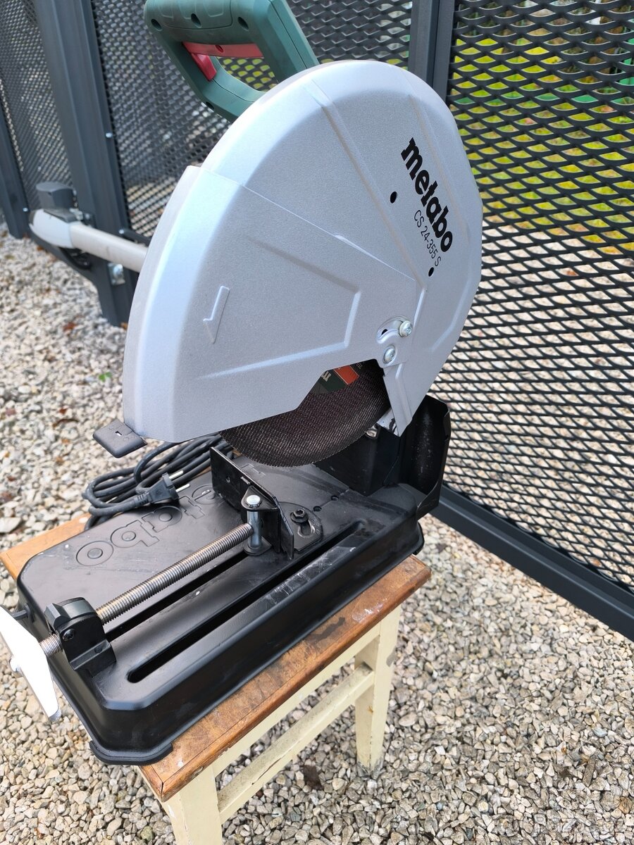 Rozbrušovaci pila - 2