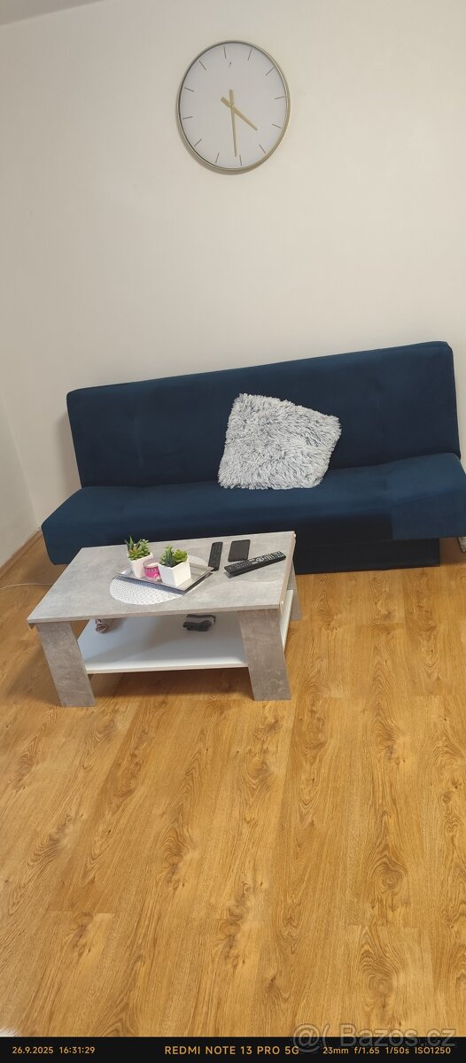 Pohovka modrý semiš -rozkládací - 2