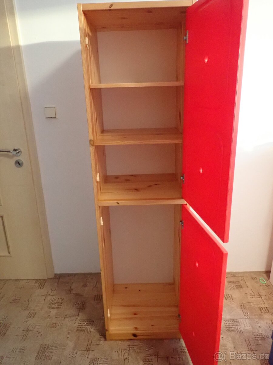 Skříně a komoda Trofast - 2