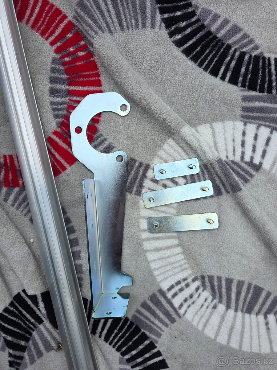 Prodám elektrickou spouštěcí postel Lippert Project 2000 + m - 2