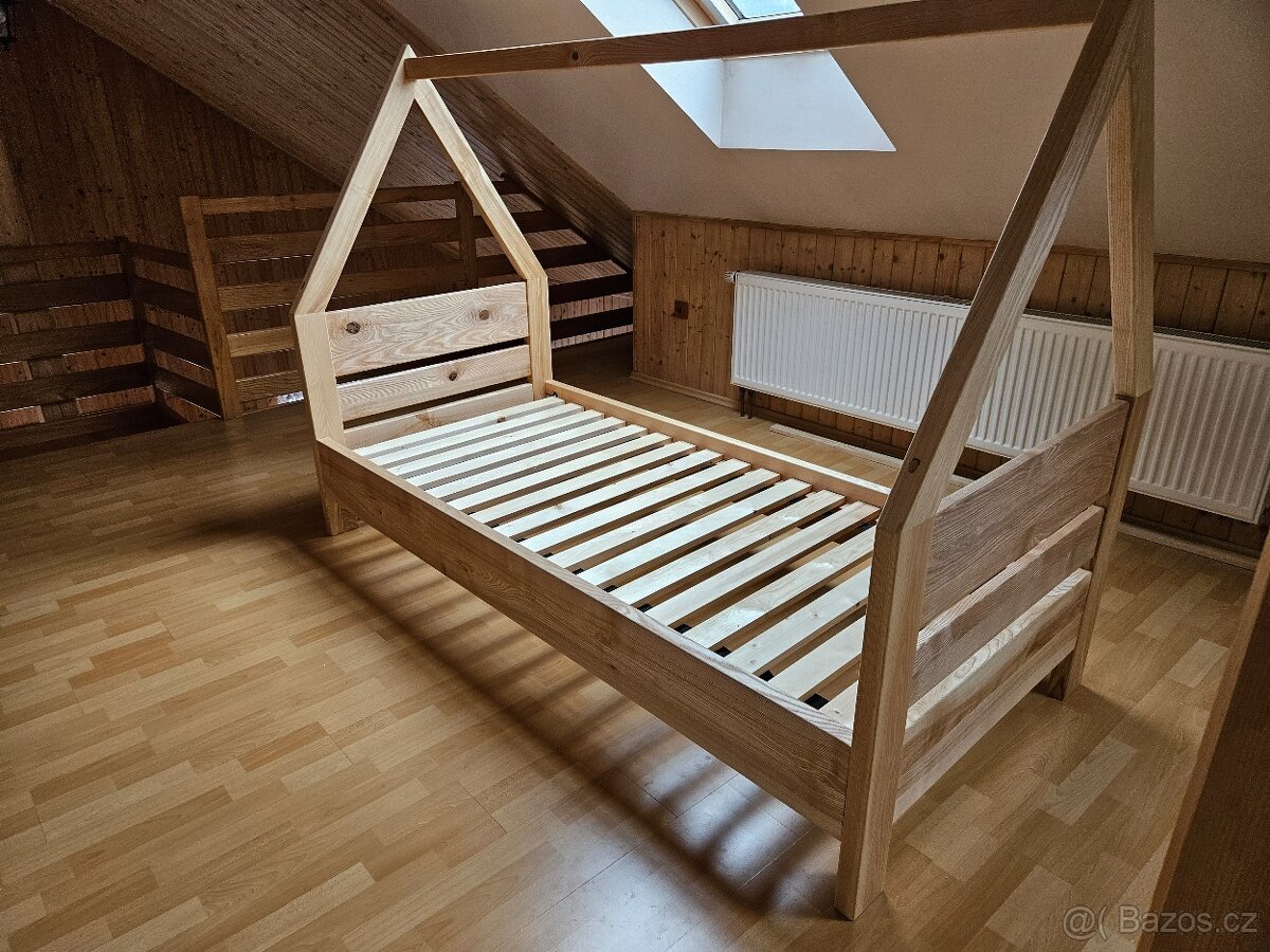 Dětska domečkova postel z masivu - 2