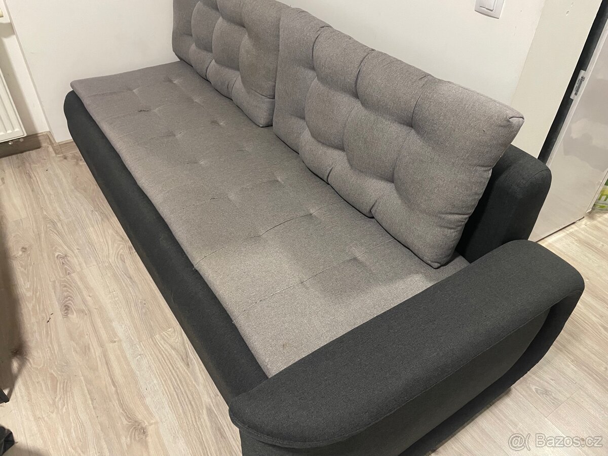 Rozkládací gauč - 2