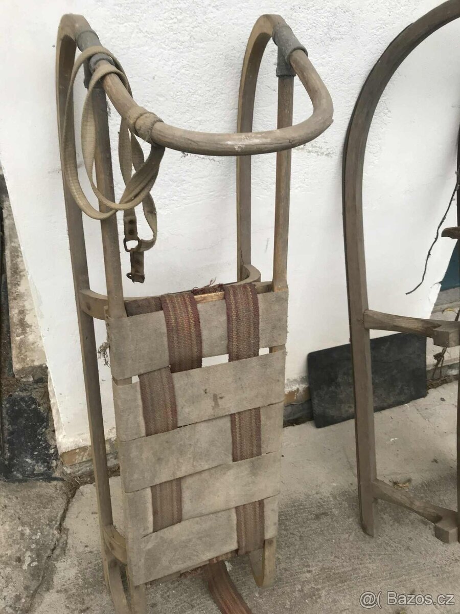 staré sáňky 50.-60.léta Opočno - 2