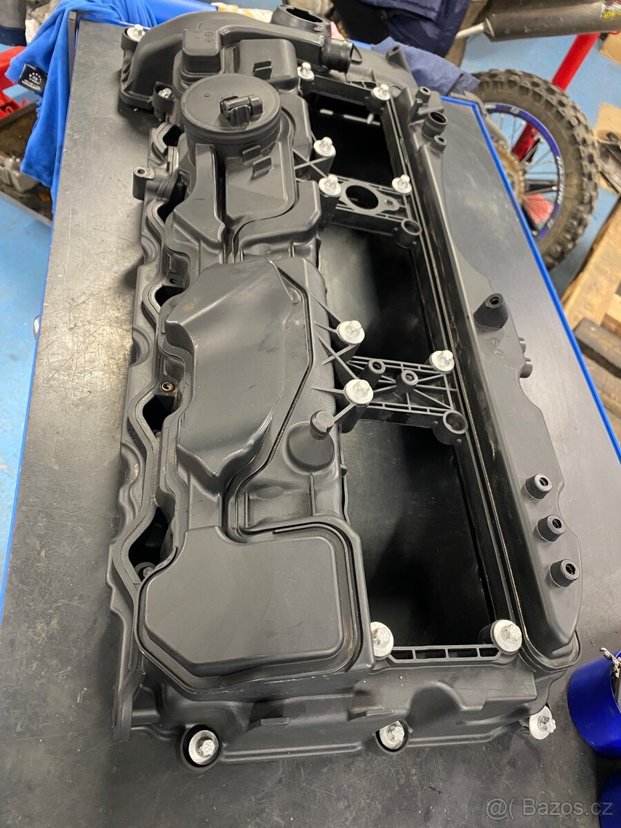 Ventilové víko Bmw N55 - 2