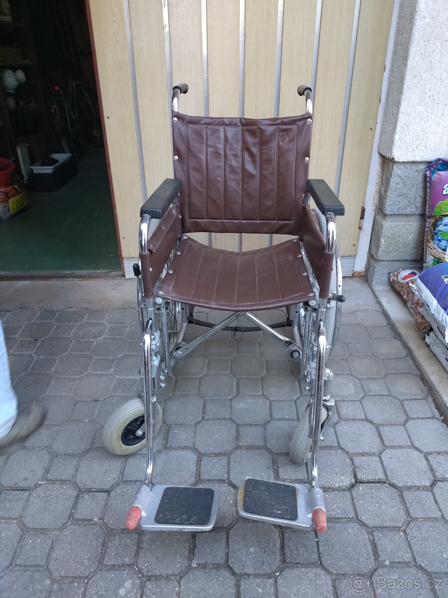 Prodám invalidní vozík - 2