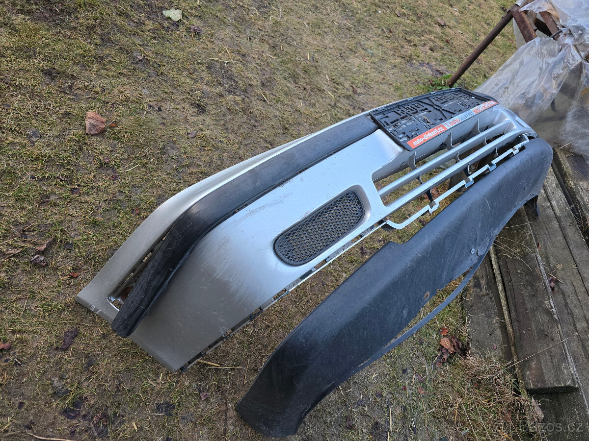 Octavia 1 přední nárazník - 2