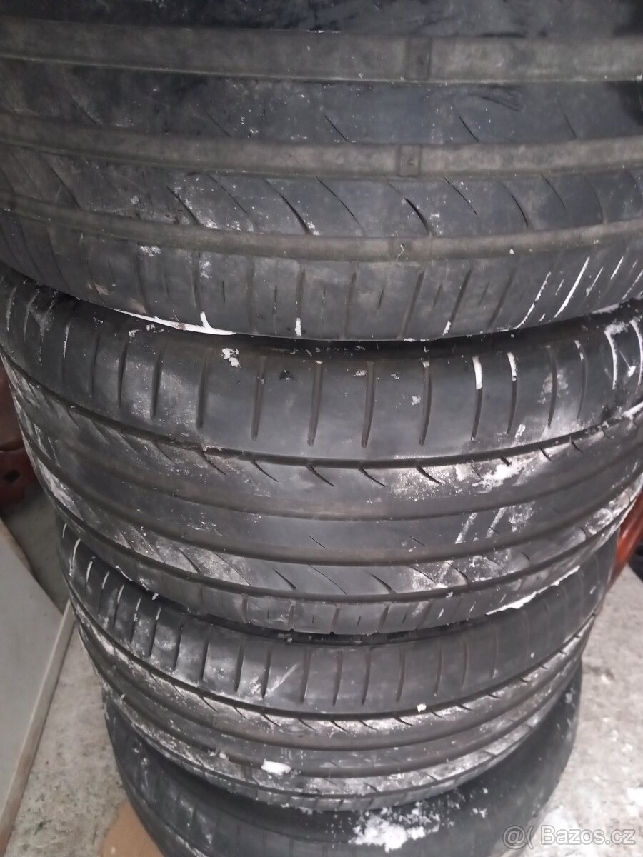 Nabízím,al kola.245/35/19. Originál BMW. - 2