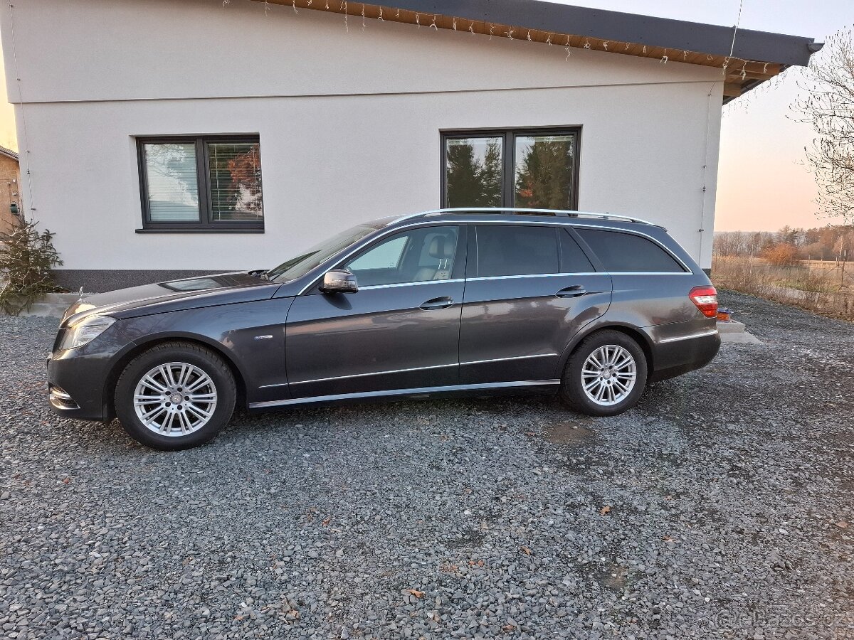 Mercedes-Benz E w212 - 2