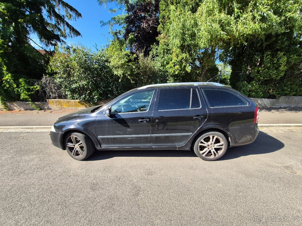 Škoda Octavia II 2,0 tdi - 2