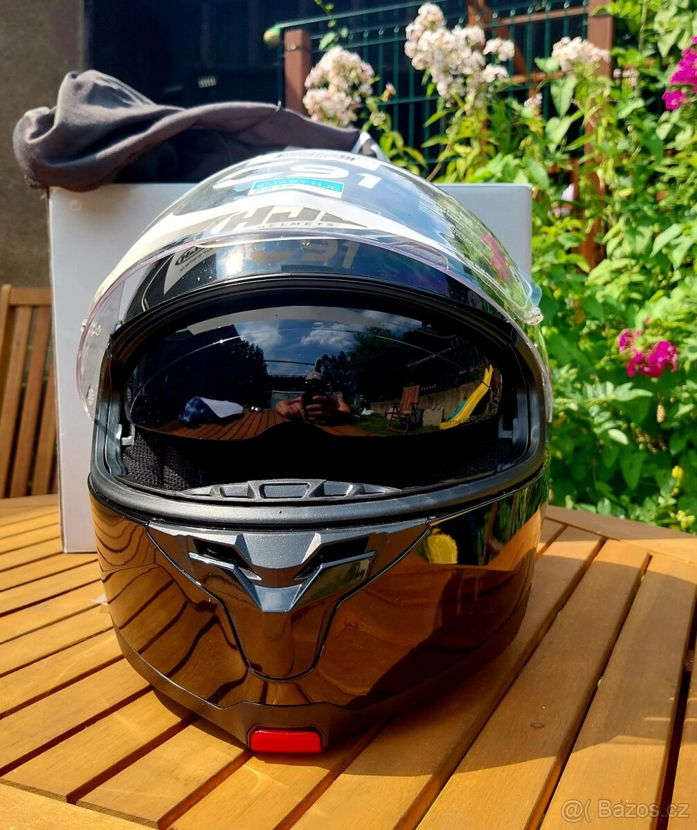 Vyklápěcí přilba HJC - 2