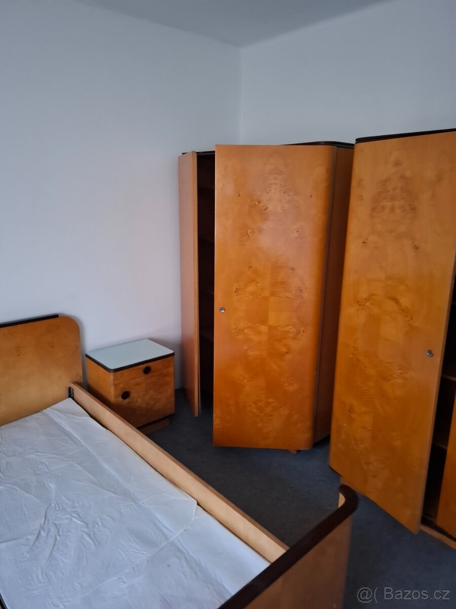 Prodám Ložnici - 2