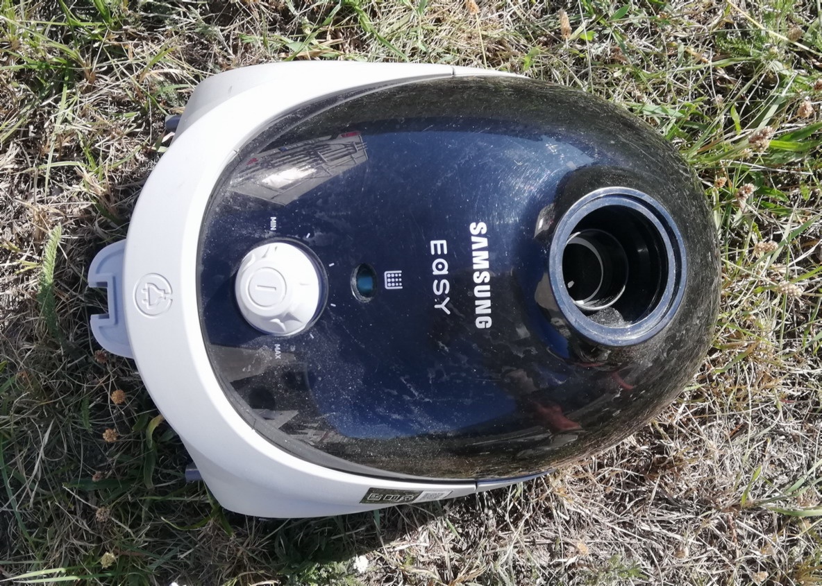 Vysavač Samsung - 2