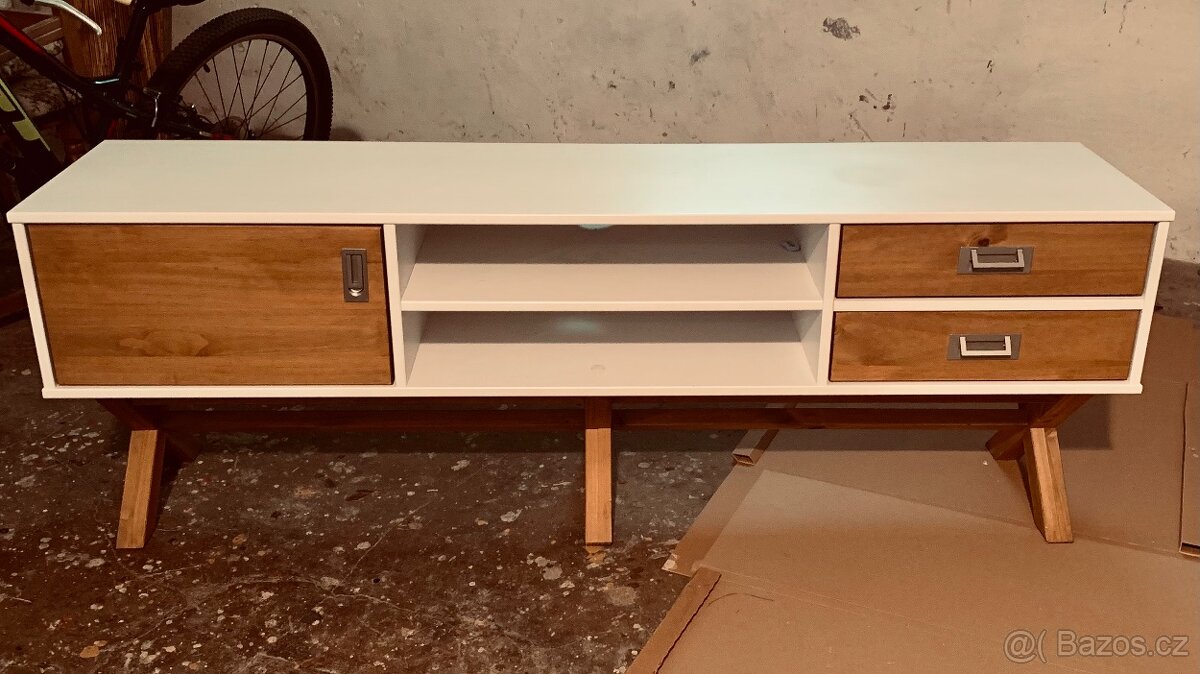 TV stolek s úložným prostorem - 2