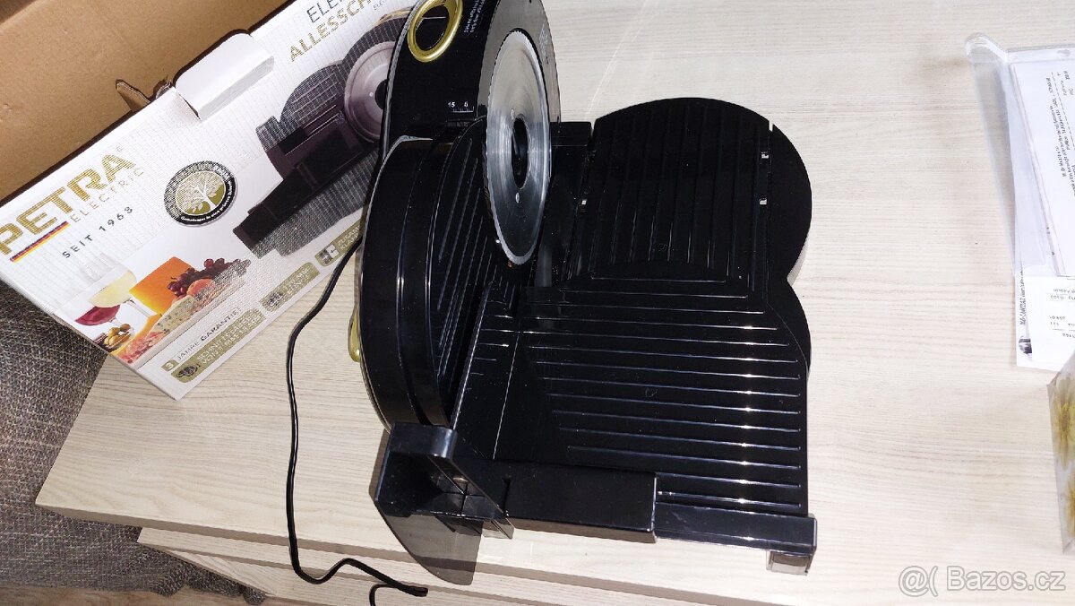 Nářezový stroj - 2