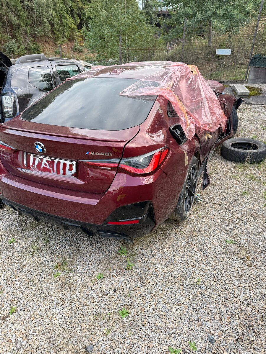 BMW M440i - 2