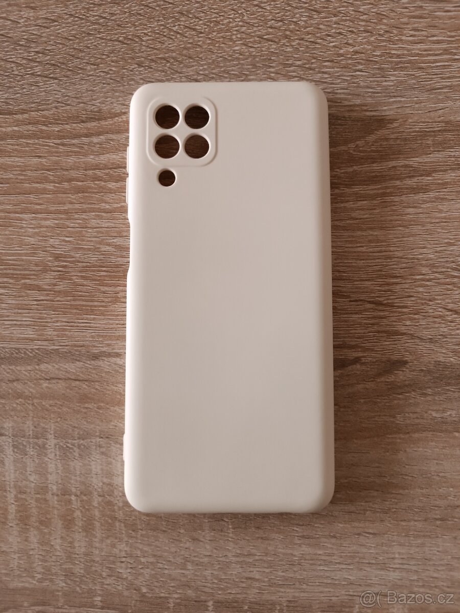 Kryt YIRSUR pro Samsung Galaxy M32 4G - 2