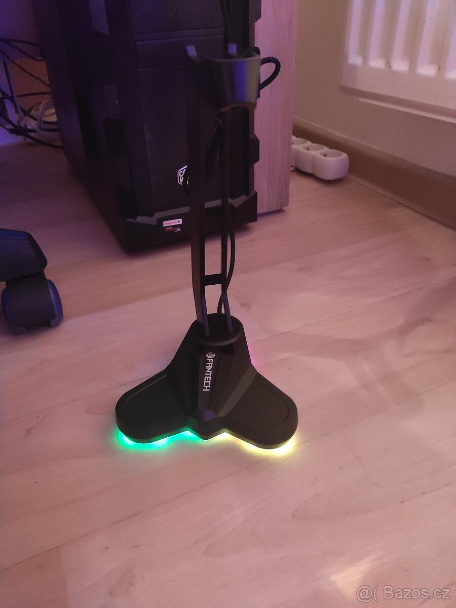 Fantech ac300ls věž na sluchátka - 2