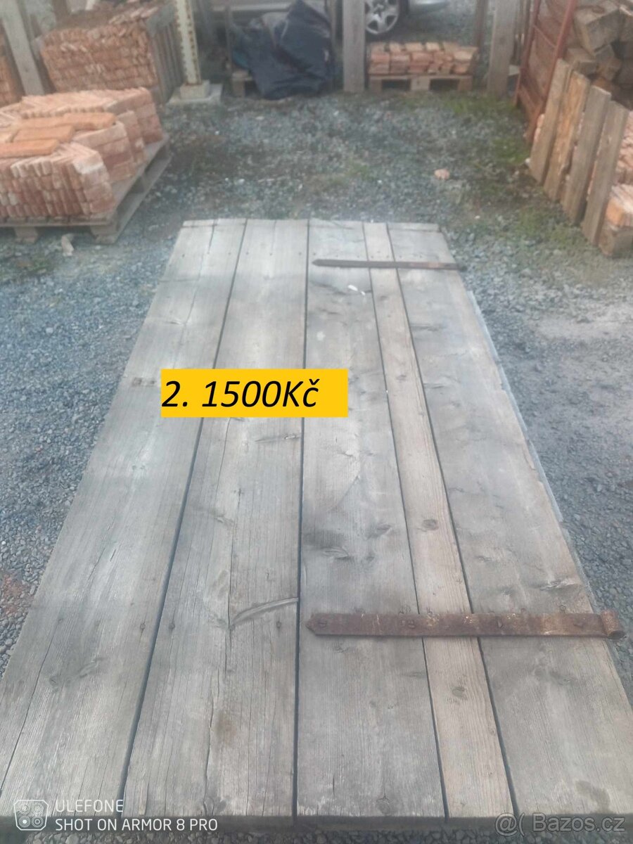 Stará okna, dveře - 2