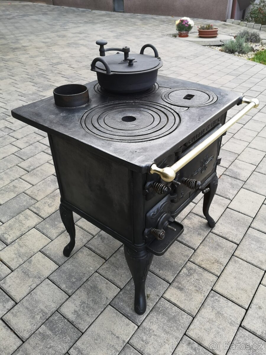 Sporák na tuhá paliva - švédská litina s pražírnou kávy - 2