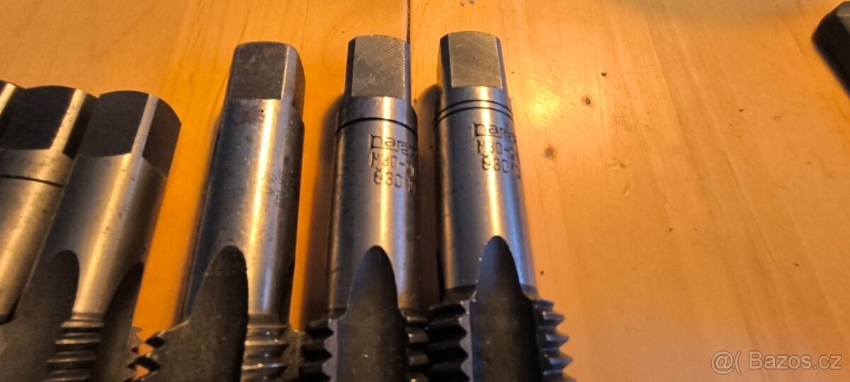 Závitníky NAREX nové i použité - 2