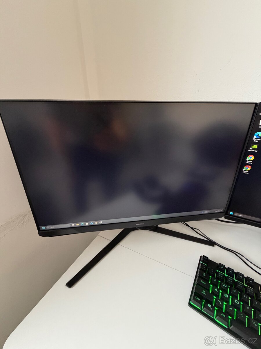 🎮 Herní PC sestava + 2× monitor + příslušenství - 2