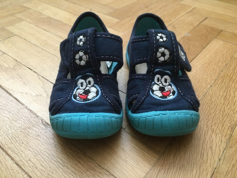 Dětské sandály / přezůvky, vel. 25 - 2