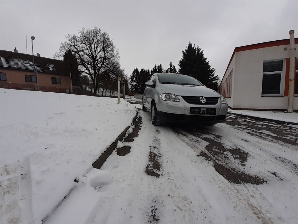 VW FOX 1.2 ,44 KW,KLIMA ,STK 1/2028,ROK 2011 - 2