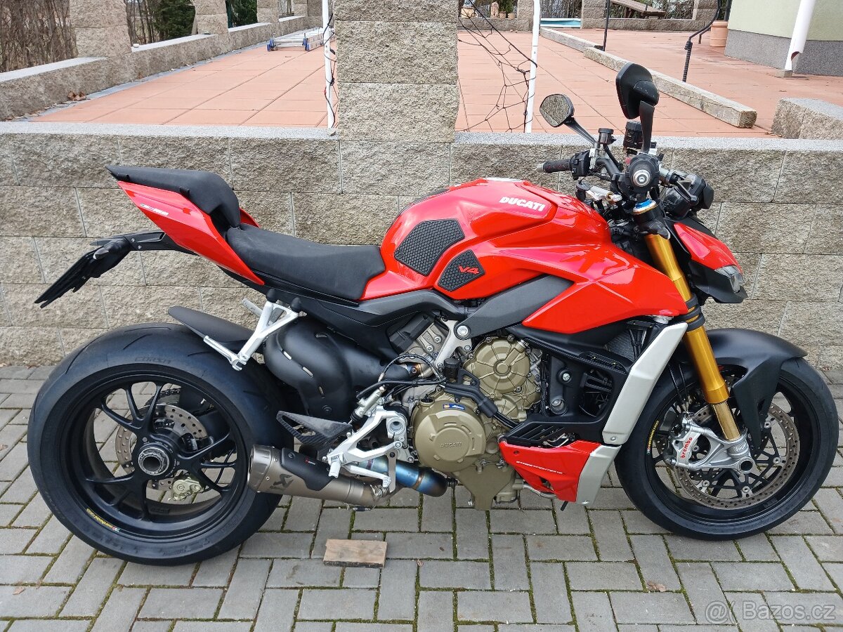 DUCATI STREETFIGHTER V4S - 2
