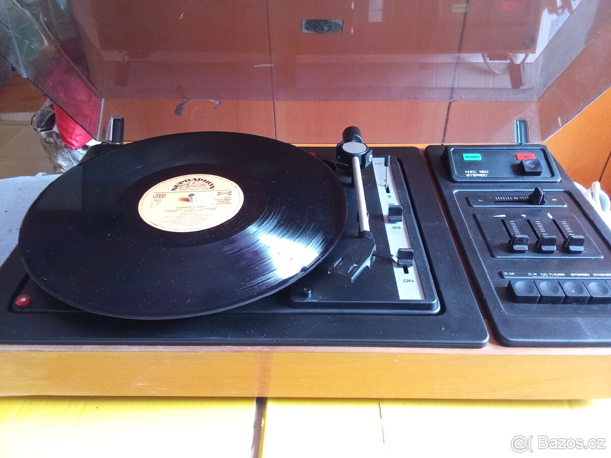 GRAMOFON TESLA NZC 160 - 2