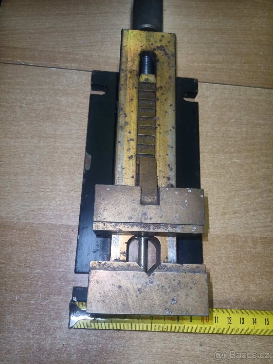 Strojni svěrák - 2