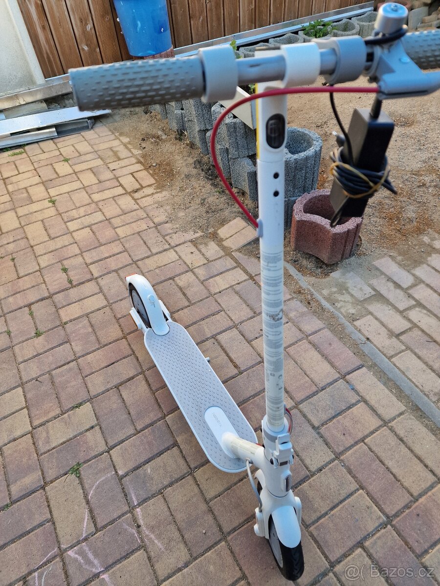 Xiaomi scooter 3 lite - 2