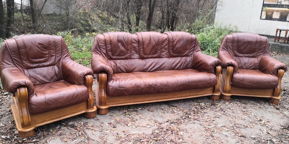 Kožená sedací souprava 3+1+1 s masivním dřevem - 2