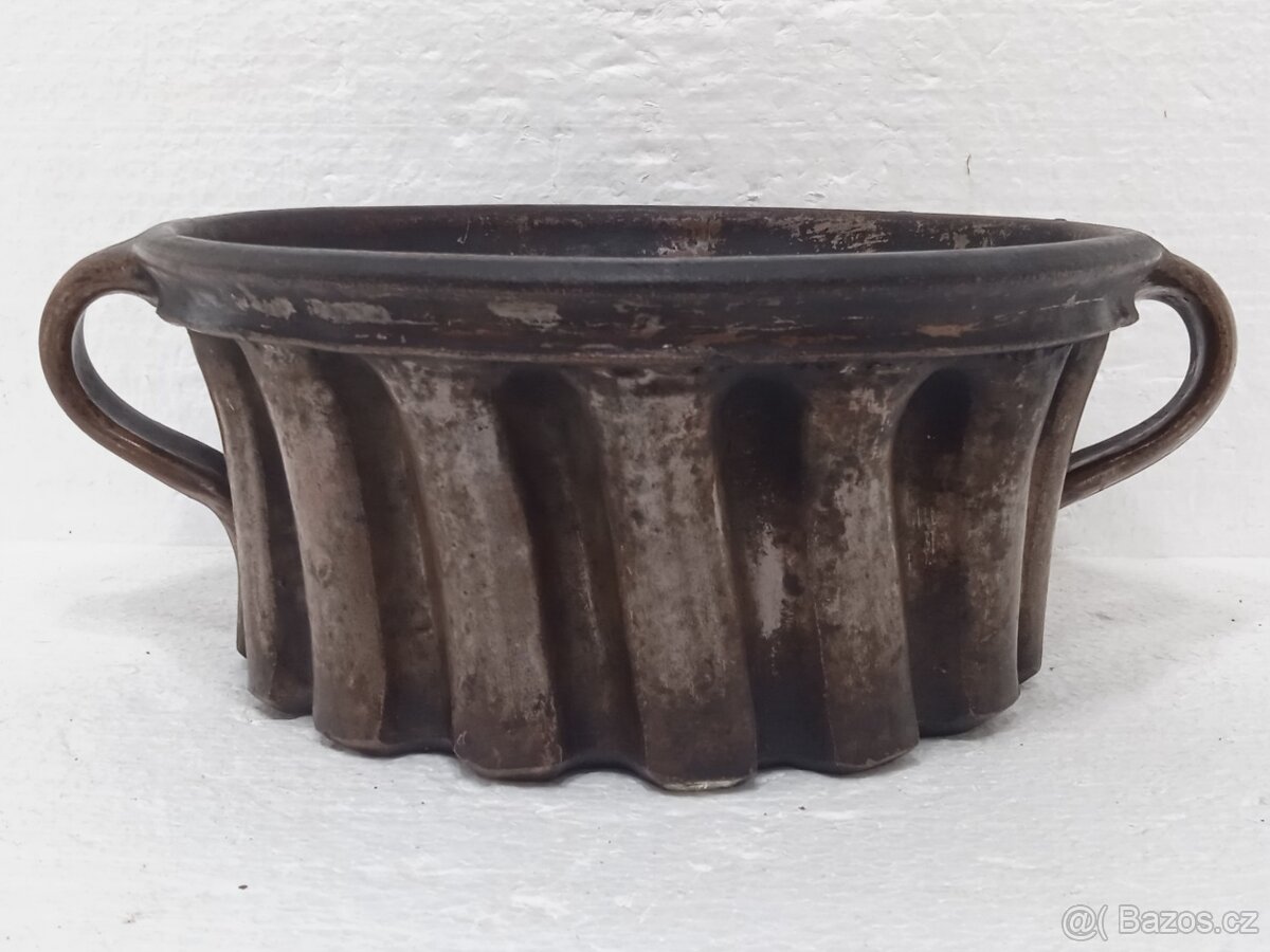 2,5L Stará retro kameninová forma na bábovku OK Stav - 2