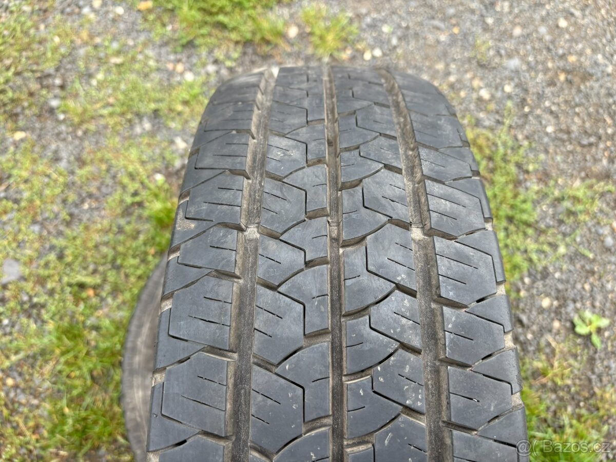2ks letní pneu Barum 195/70/14C - 2