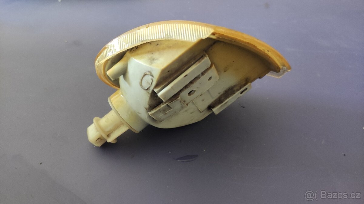 Levý boční blikač Škoda Felicia - 2