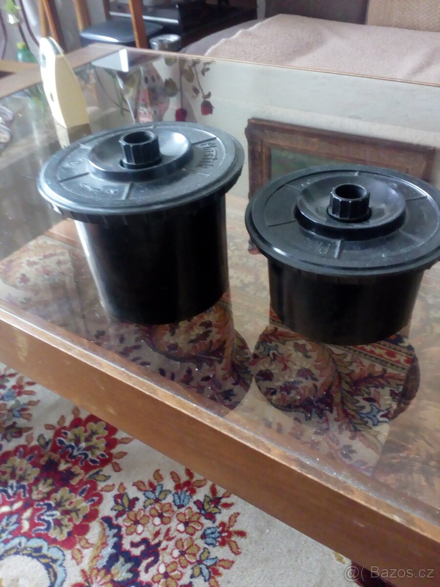 Prodám filmy + vývojnice na filmy - 2