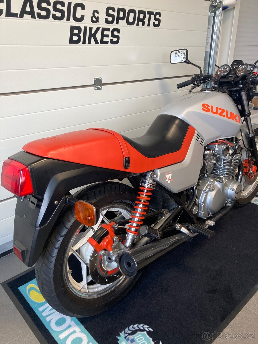 SUZUKI GS 650 Katana - 2