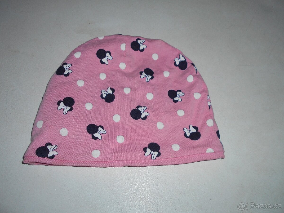 DÍVČÍ ČEPICE - 2