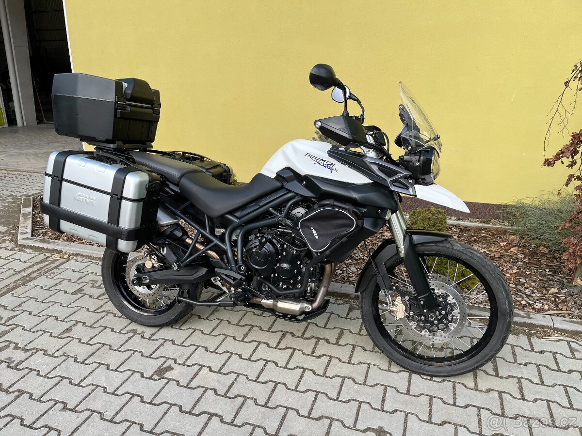 Triumph Tiger 800 XC - 2