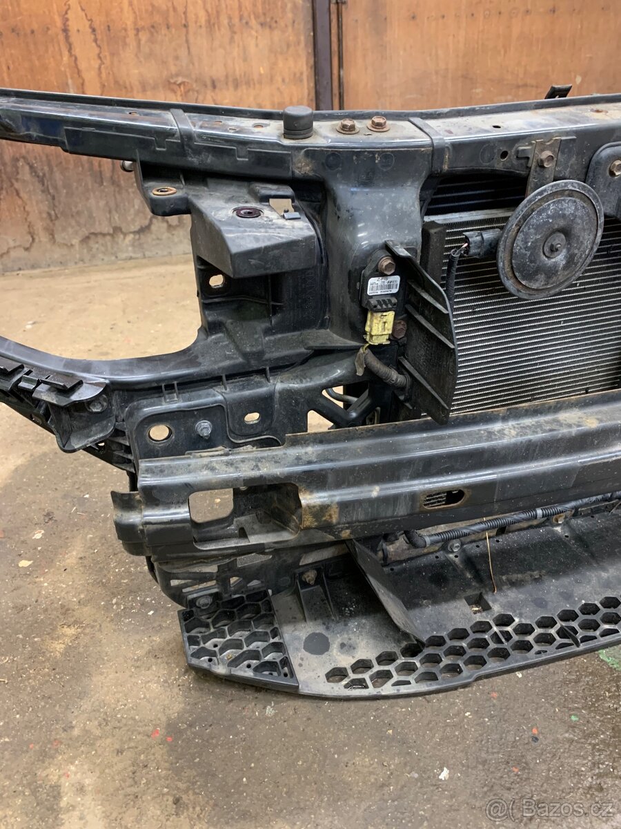 Chladičová stěna Kia Ceed. - 2