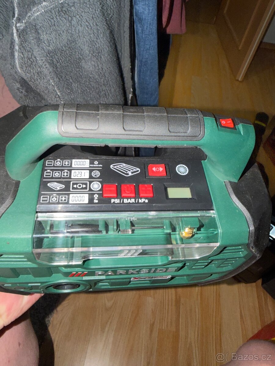 AKU kompresor Parkside X20V - 2