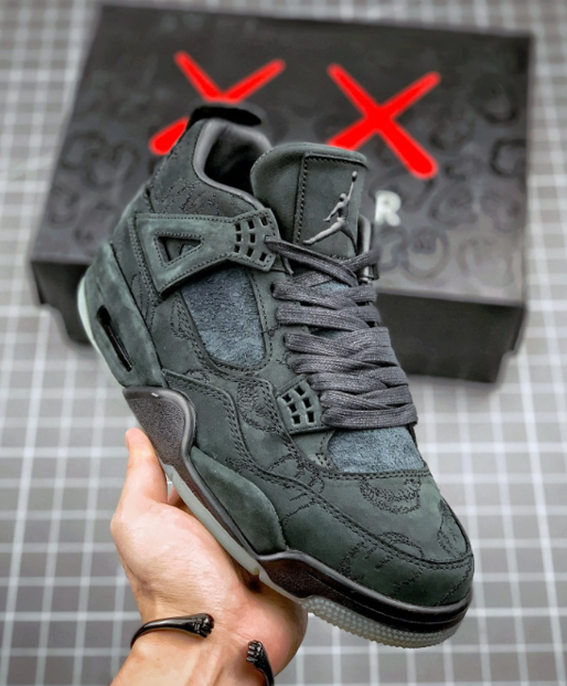 AIR JORDAN 4 RETRO KAWS - 2