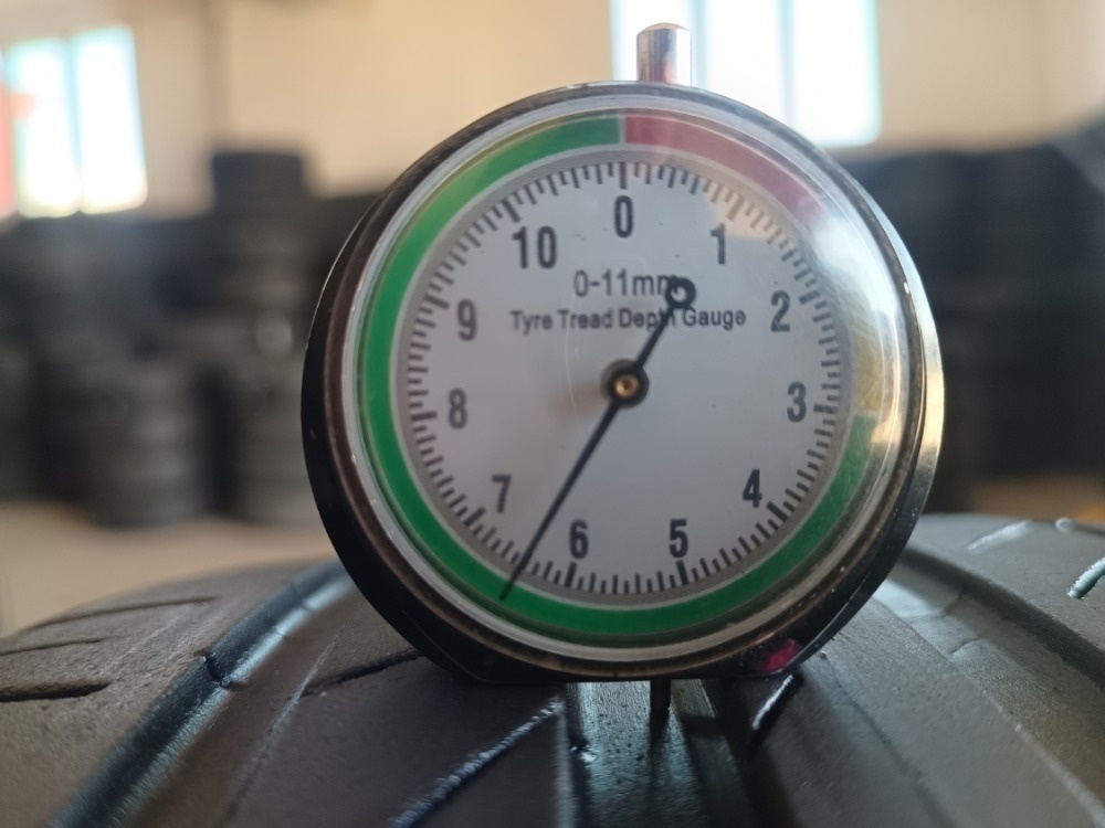 225/35 R18 CONTINENTAL (3918) - 2