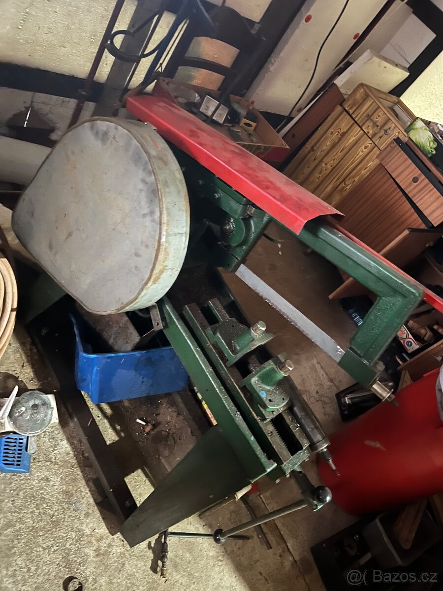 Strojní pila - 2