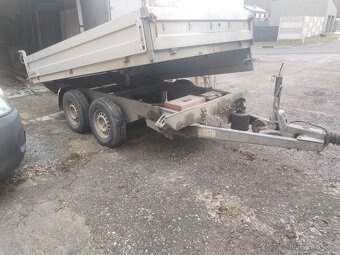 přívěs - 2
