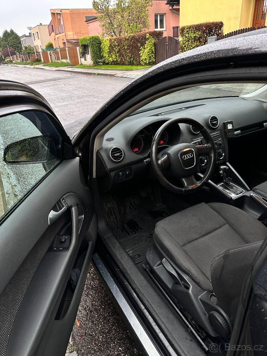 Audi A3 Sportback 8P - 2