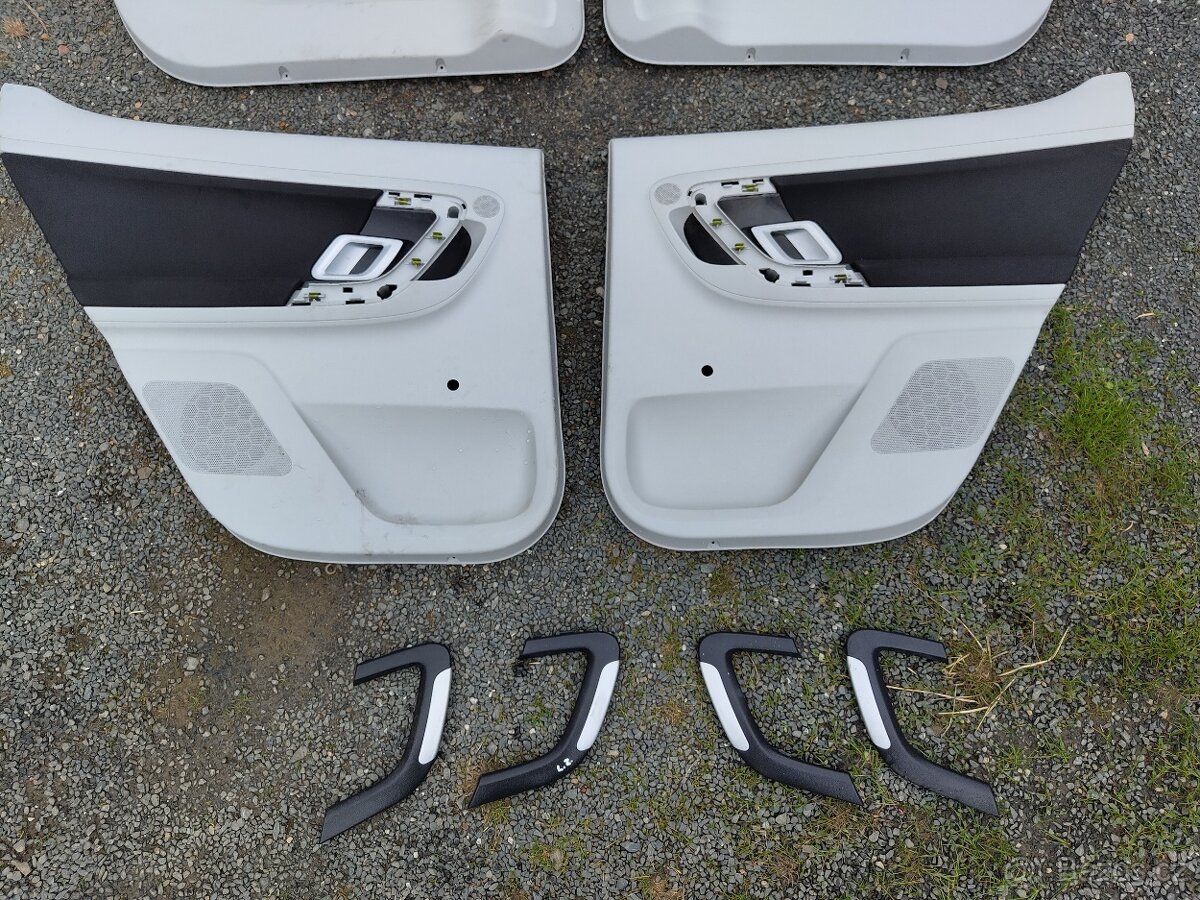 Tapec Fabia II - HB - bílá - 2