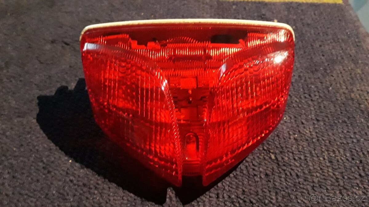 ND Suzuki GSX-R 1000, 2009-2011, Rukavice RST, Přilba Airoh - 2